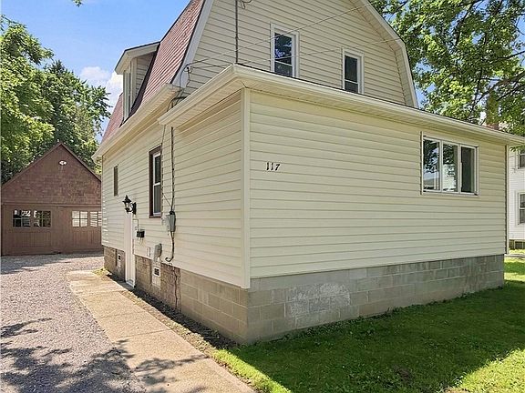 2nd image of 117 William St
