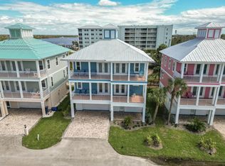 282 Delmar Ave, Fort Myers Beach, FL 33931