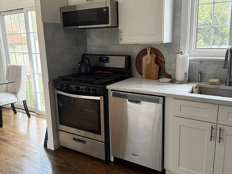 25 Wilshire Dr #1 — Photo 5