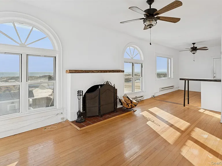 23 Troy Ave #2 — Photo 2