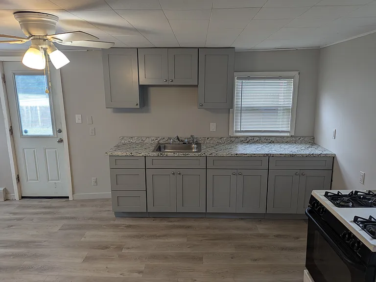 14A Center St — Photo 7