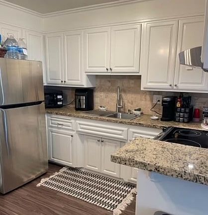 Kitchen fully equipped