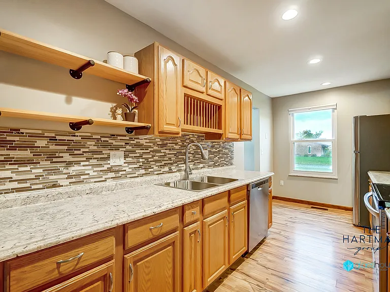 2200 Matrena Dr — Photo 11