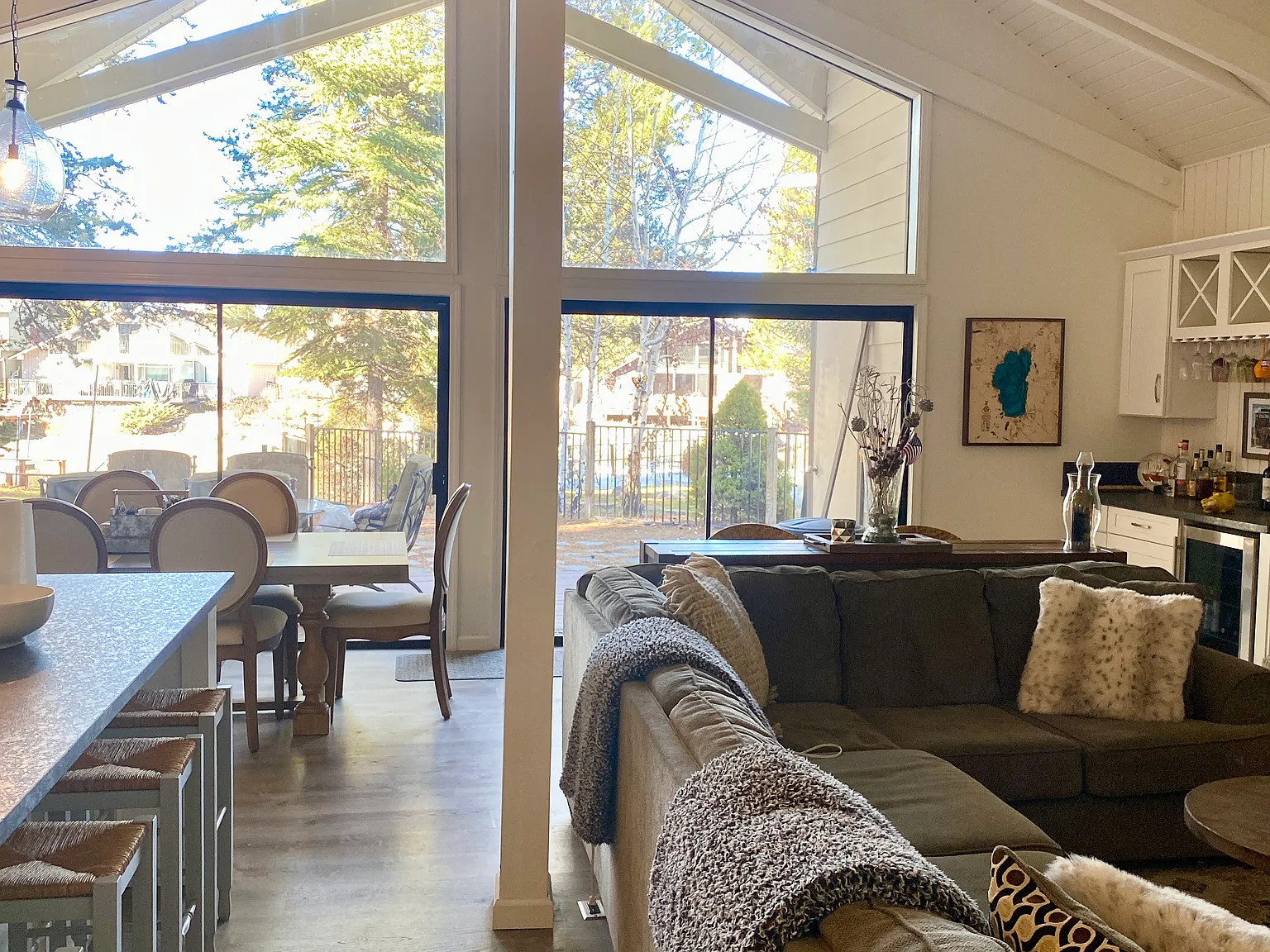 2213 Monterey Drive — Photo 2