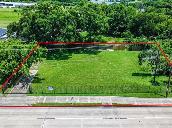302 N Highway 146, Baytown, TX 77520
