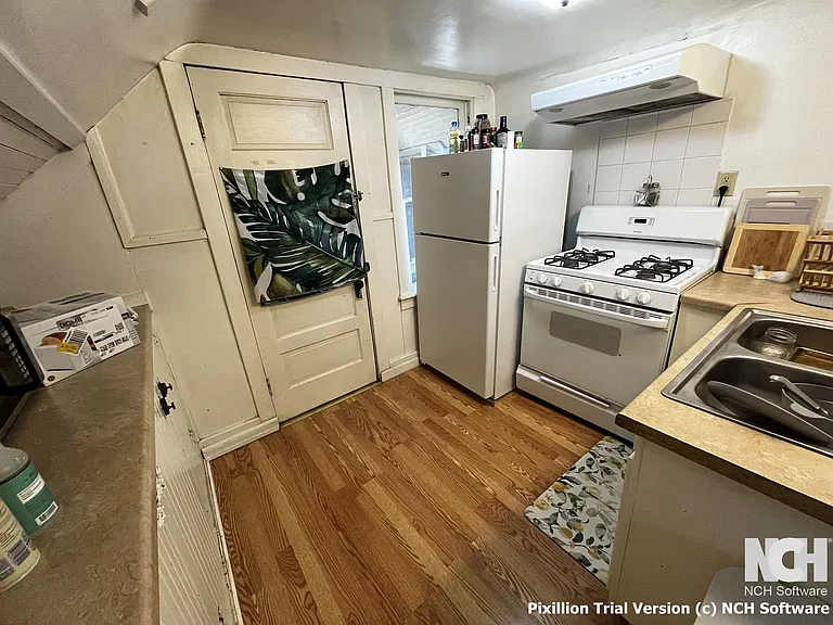 22 Mildred Ave — Photo 4