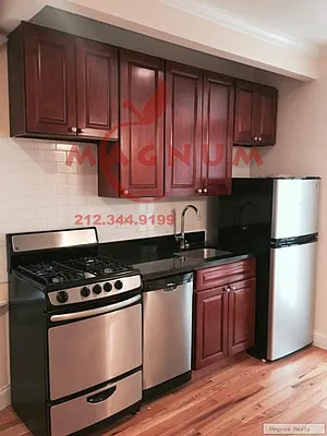 Rented by Magnum Realty Holdings, LLC | media 15