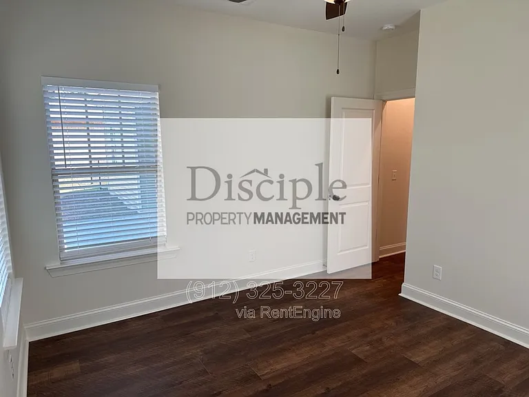 15 Ennis Rd — Photo 42