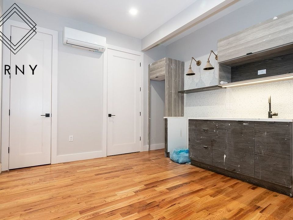 1st image of 48 Jefferson St #1