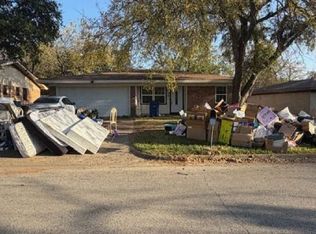 1708 Lyndale Dr, Ennis, TX 75119