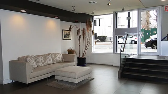 Rented by Elite NY Holdings | media 33