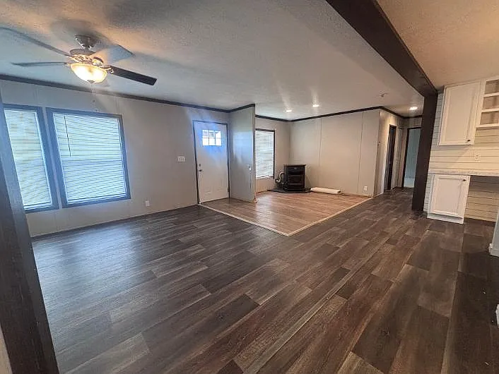 3 bed, 2.0 bath, 1475 sqft, $1,600 — Photo 4