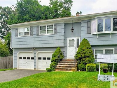 1406 Dogwood Dr, Piscataway, NJ, 08854