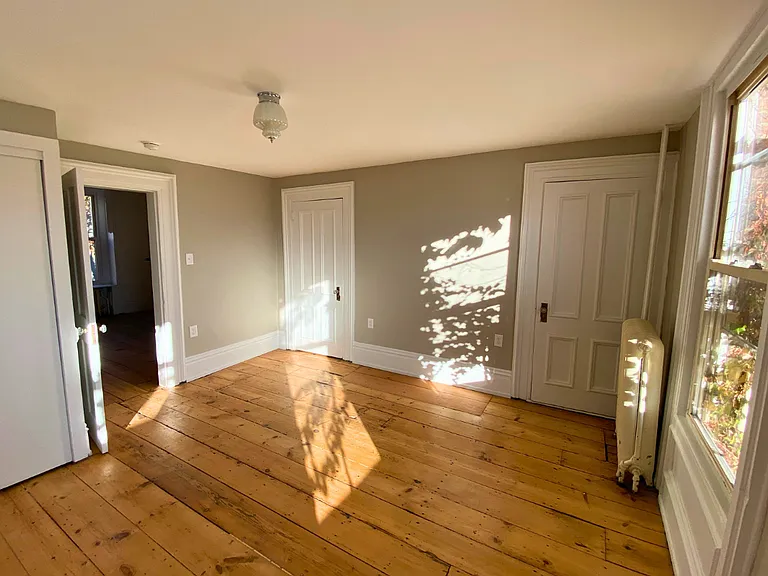 38 State St — Photo 12