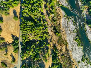 N Bank Rd #3700, Roseburg, OR 97470