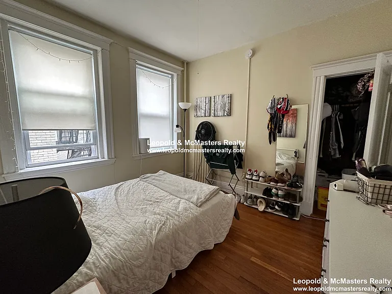 Kelton Street Apartments — Photo 49