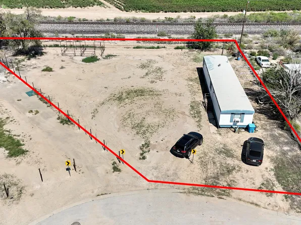 13831 Villalobos Rd, Clint, TX 79836