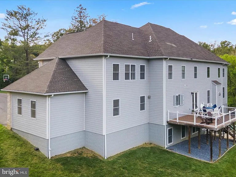 12107 Glen Mill Rd — Photo 41