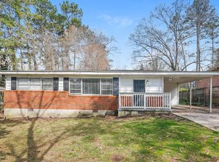 640 Oakdale Dr, Forest Park, GA 30297