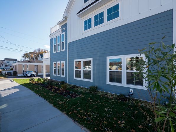 virginia-beach-virginia-402647318 picture