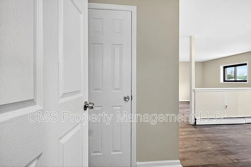1 bed, 1.0 bath, $1,450 — Photo 2