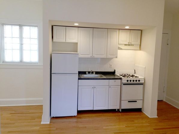 258 W Post Rd APT 1E