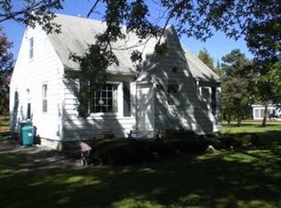 6672 Ward Rd, Niagara Falls, NY 14304