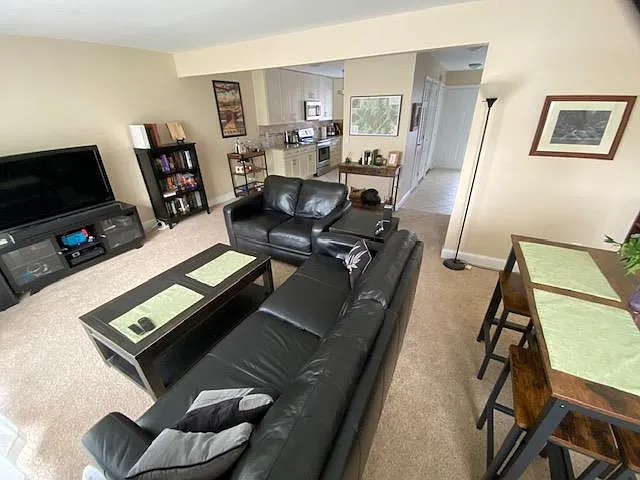 B11 Stonehedge Dr — Photo 10