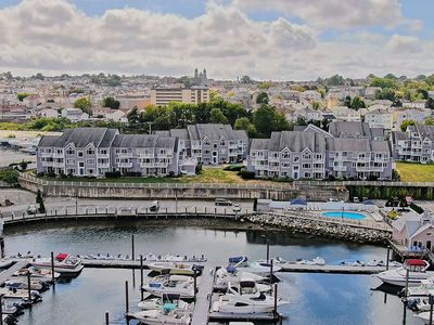 700 Shore Drive #1205, Fall River, MA, 02721