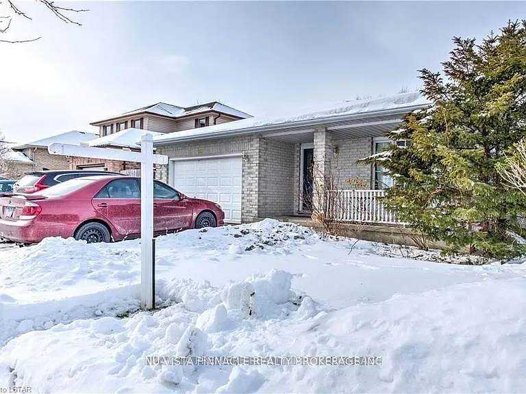 1263 Aldersbrook Rd — Photo 3