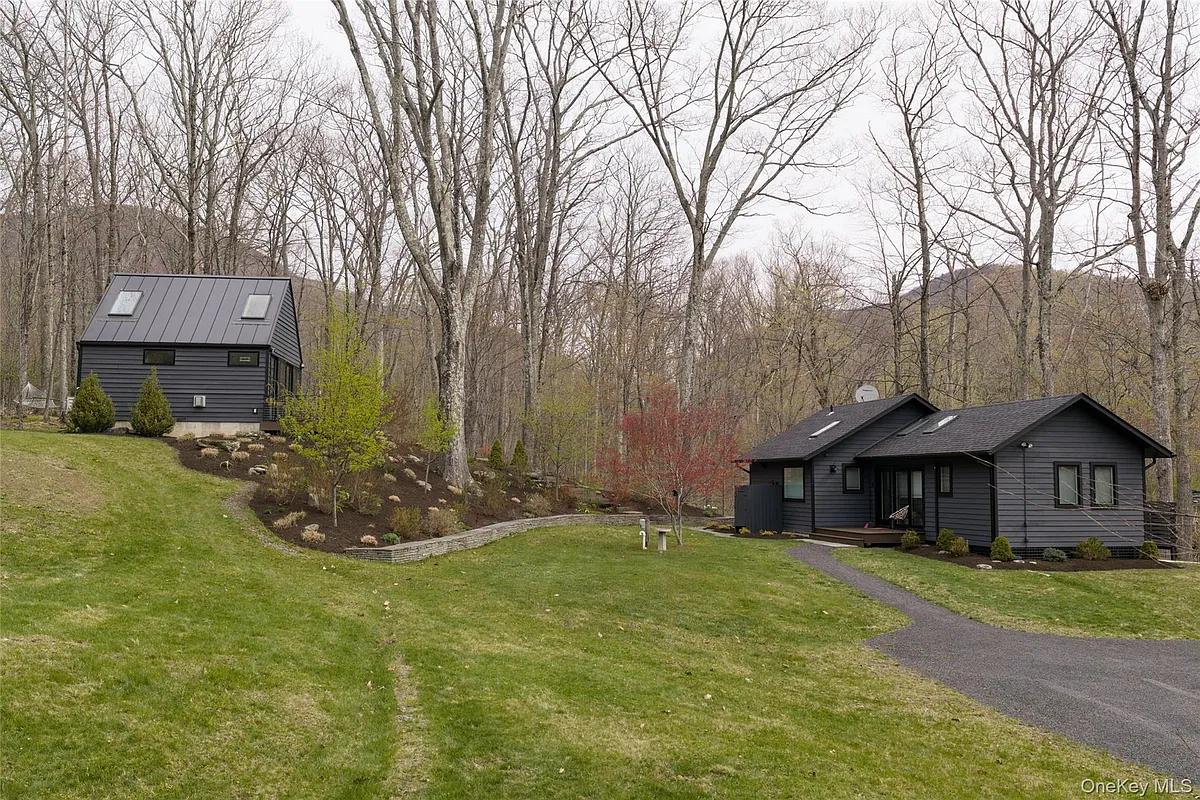 Building Photo - 535 Mink Hollow Rd