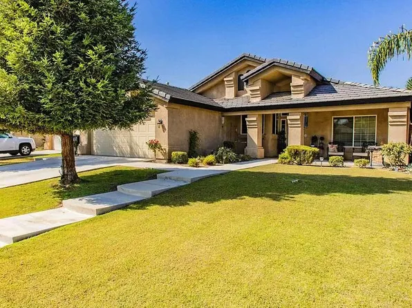 9604 Degranvelle Dr, Bakersfield, CA 93311