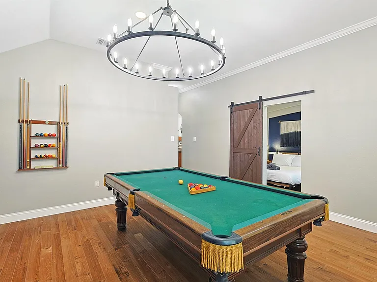 2604 Brandi Ln — Photo 15