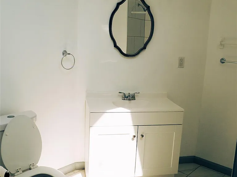 46 Poplar St — Photo 12