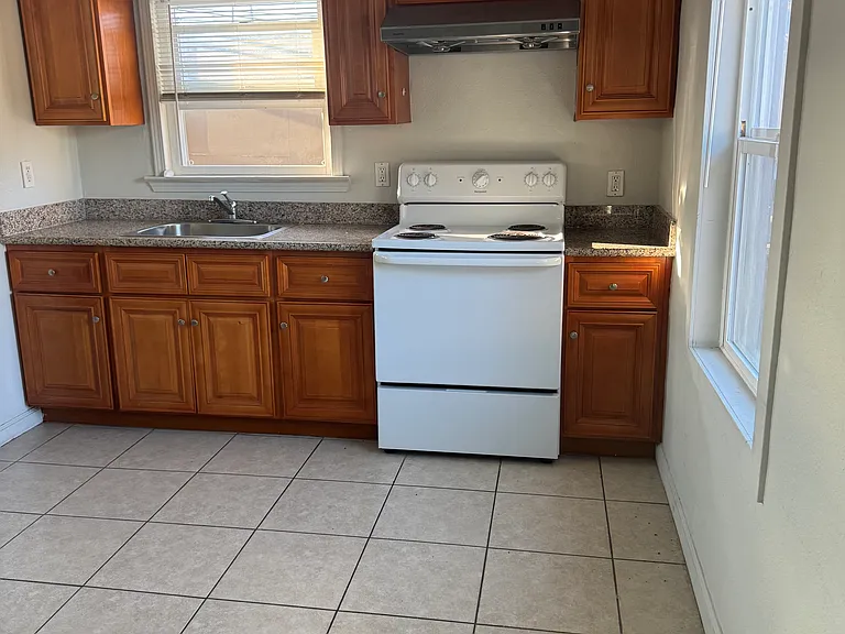 177-181 Hampton Rd #179 — Photo 19