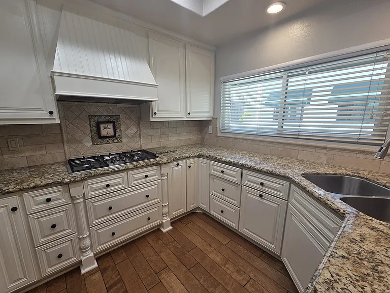 7492 Seabluff Dr #107 — Photo 14