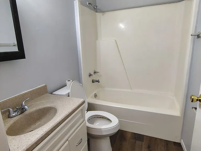 1238 Green Valley Dr — Photo 6
