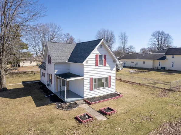 710 N Maple St, Converse, IN 46919