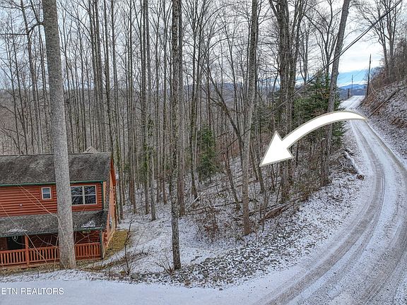 3rd image of 129 Laurel Way Lot 15-C