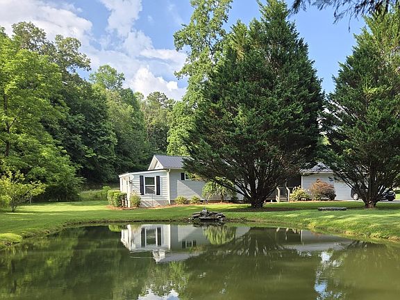 3rd image of 6487 Crooked Creek Rd
