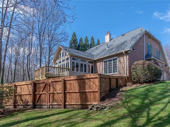 3rd image of 330 Coventry Park Ln