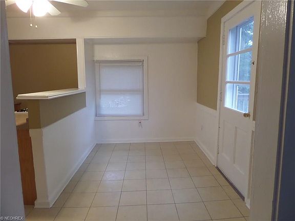 4th image of 231 S Vine St