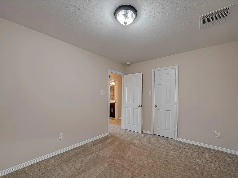 15923 Eldora Springs Ct — Photo 34