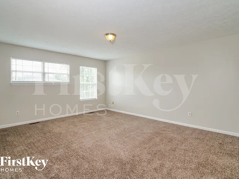 11120 Fall Dr — Photo 10