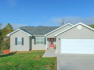 8235 Gamblers Choice Trl, Powell, TN 37849