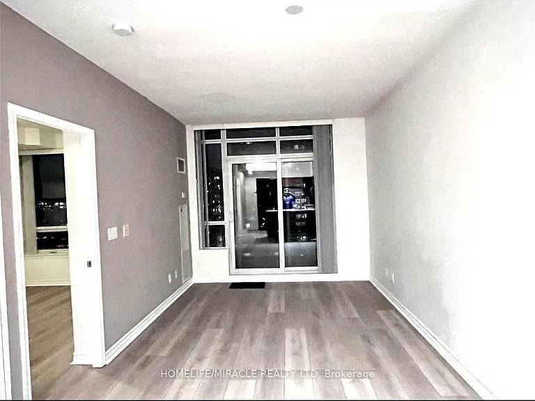 388 Prince Of Wales Dr #1605 — Photo 5