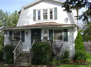 214 W Harding Rd, Lombard, IL 60148