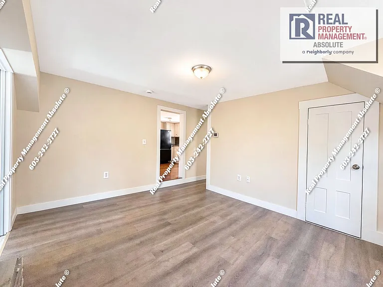 1 Rice Ave — Photo 8