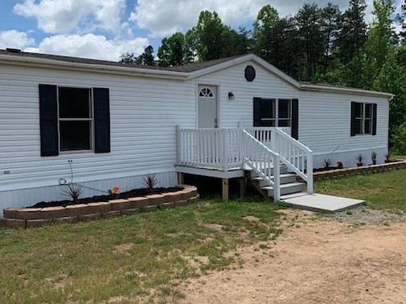 2nd image of 407 Tall Pines Ln
