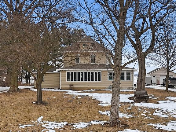 2nd image of 422 E 600 North Rd